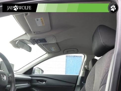 Used 2023 Honda Accord LX image 10