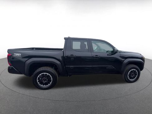 Used 2025 Toyota Tacoma TRD Off-Road image 16