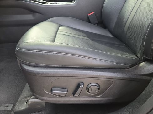 Used 2024 Kia Sorento S AWD/4WD image 17