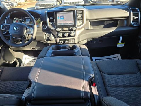 New 2026 RAM 1500 Big Horn AWD/4WD image 36