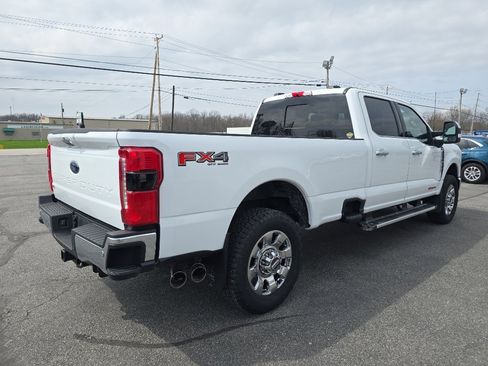 Used 2024 Ford F350 Lariat w/ Chrome Package AWD/4WD image 6
