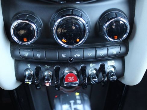 Used 2019 MINI Cooper John Cooper Works w/ Driver Assistance Package image 21