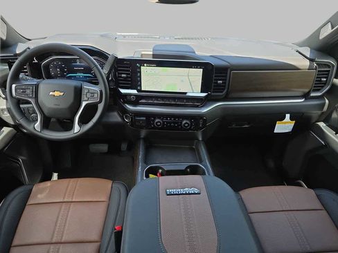 New 2026 Chevrolet Silverado 2500 High Country w/ High Country Premium Package AWD/4WD image 10