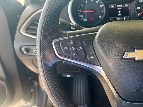 Used 2025 Chevrolet Malibu LT FWD image 35
