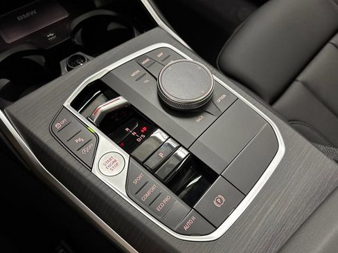 New 2026 BMW 330i Sedan w/ Premium Package image 19