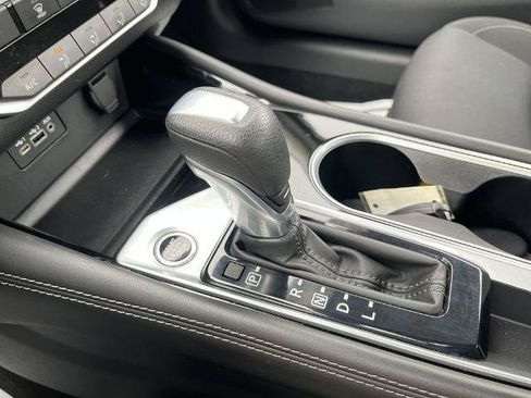 Certified 2023 Nissan Altima 2.5 SV FWD image 19