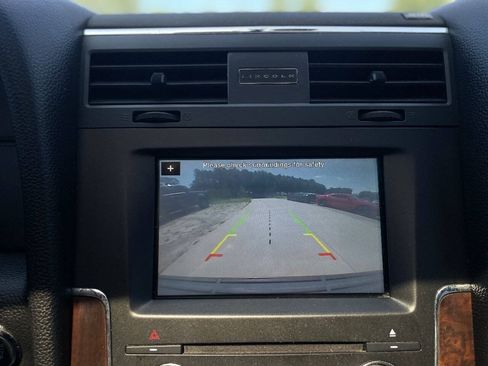 Used 2016 Lincoln Navigator L Select AWD/4WD image 13