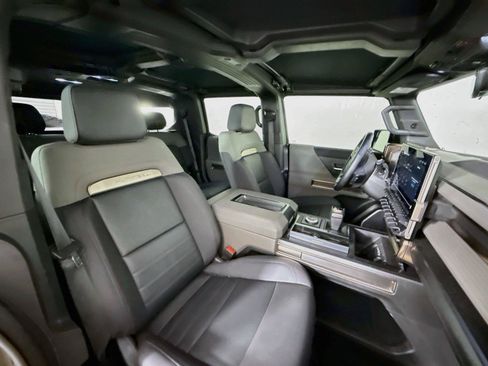Used 2024 GMC Hummer EV 2X w/ Extreme Off-Road Package AWD/4WD image 25