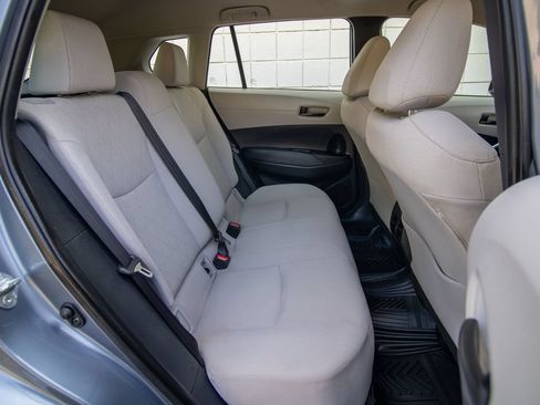 Used 2022 Toyota Corolla Cross L FWD image 18
