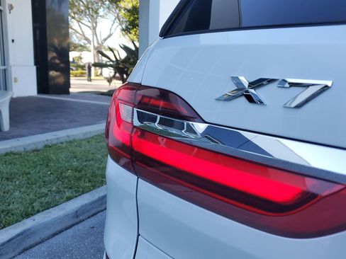 Used 2019 BMW X7 xDrive50i w/ Dynamic Handling Package image 27