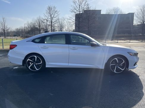 Certified 2021 Honda Accord Sport image 10