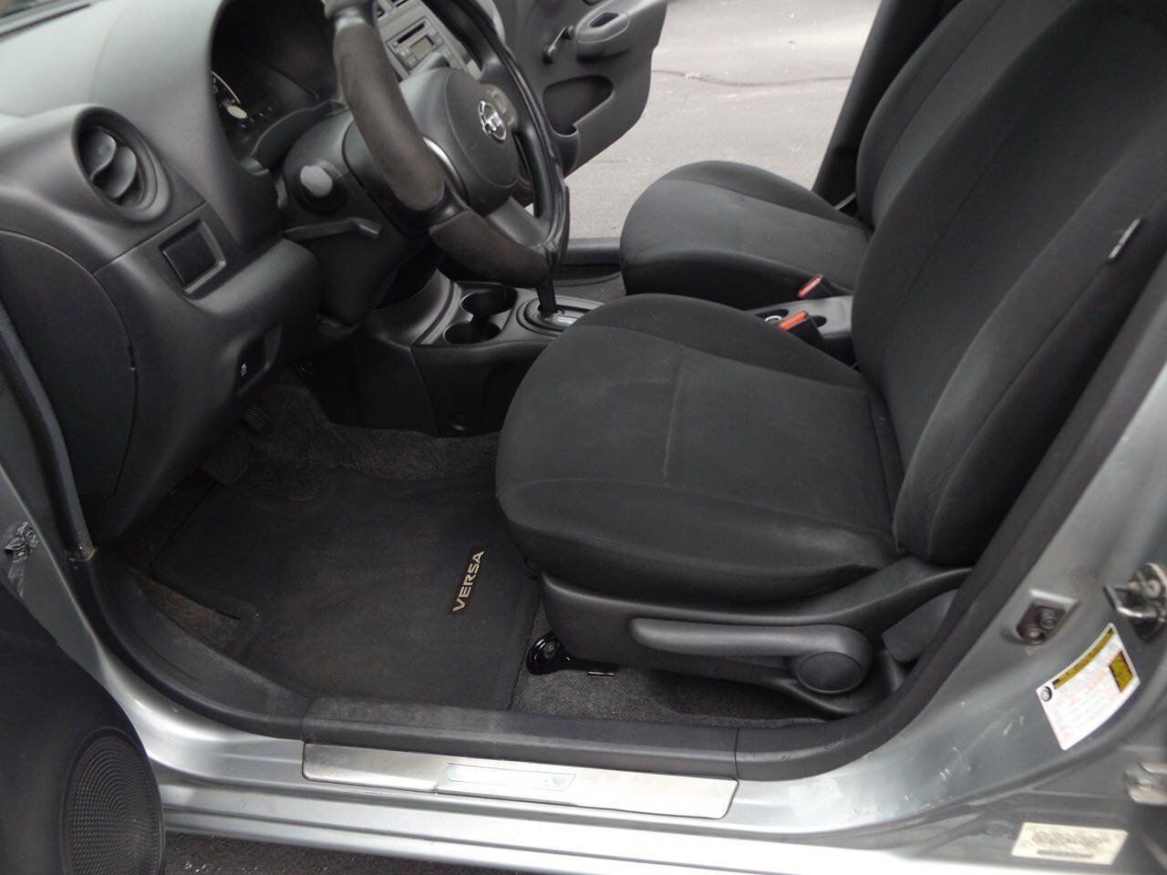 Used 2012 Nissan Versa S w/ Cruise Control Pkg FWD image 12