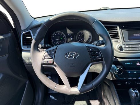 Used 2016 Hyundai Tucson Sport FWD image 12