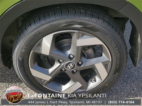 Used 2021 Hyundai Venue SEL image 7