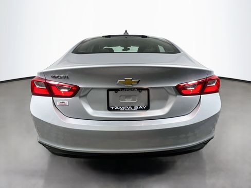 Used 2018 Chevrolet Malibu LS FWD image 6