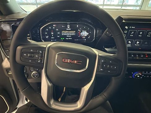 New 2026 GMC Sierra 1500 SLT AWD/4WD image 29