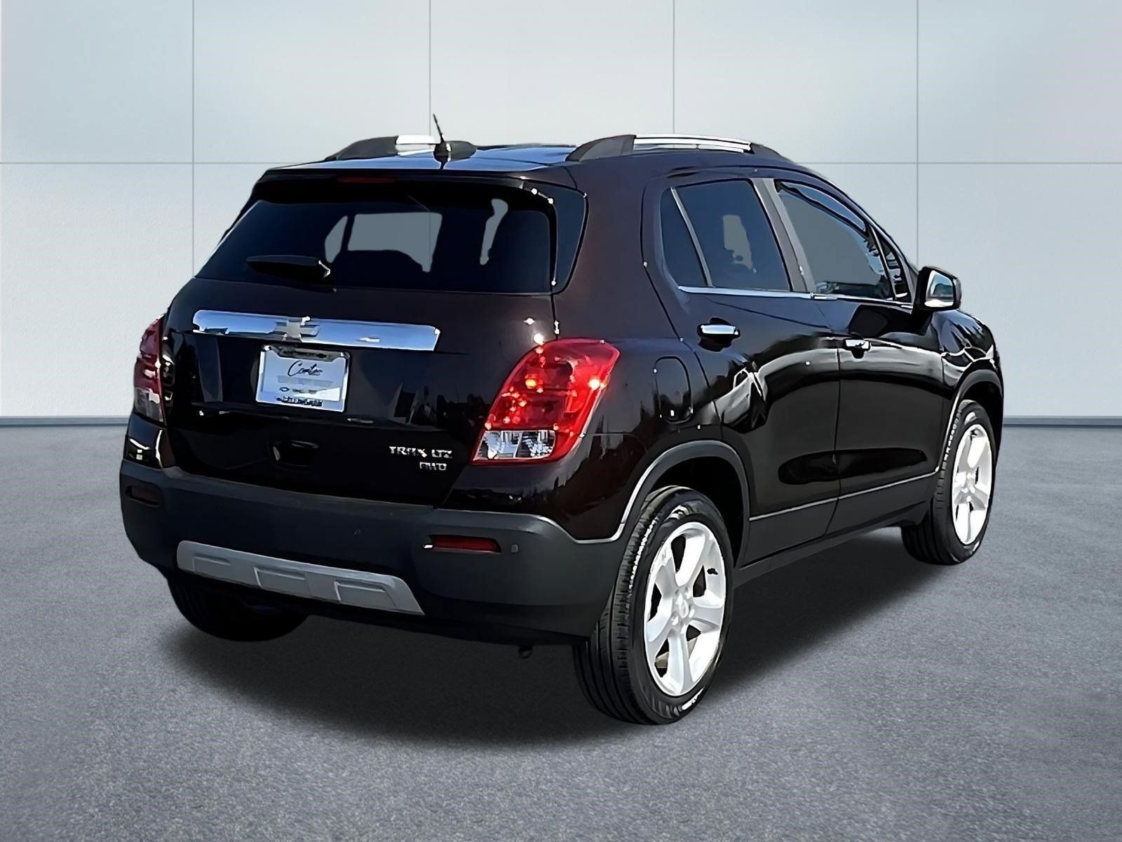 Used 2016 Chevrolet Trax LTZ w/ LPO, Cargo Package AWD/4WD image 6