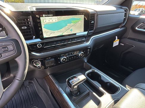 New 2026 GMC Sierra 1500 Elevation image 22