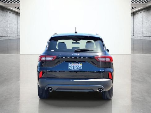 Used 2025 Ford Escape ST-Line w/ Tech Pack #1 FWD image 7
