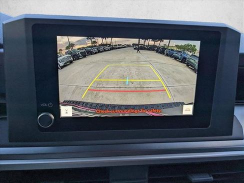 Used 2025 Toyota 4Runner TRD Off-Road AWD/4WD image 13