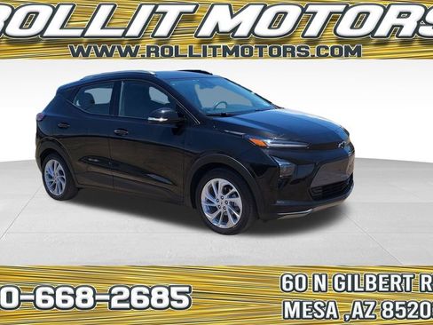 Used 2023 Chevrolet Bolt EUV LT w/ Driver Confidence Package FWD image 1