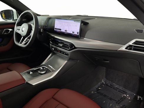 Used 2026 BMW 230i Coupe w/ M Sport Package image 9