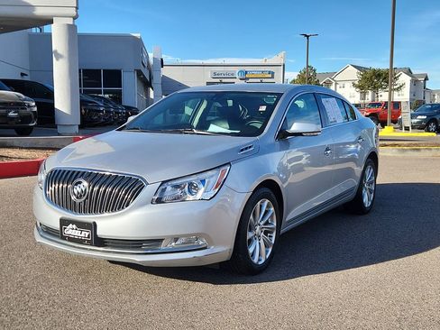 Used 2016 Buick LaCrosse Leather image 4
