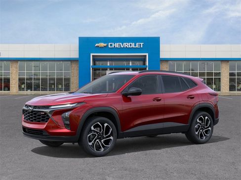 New 2026 Chevrolet Trax RS image 2