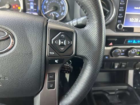 Used 2021 Toyota Tacoma image 18