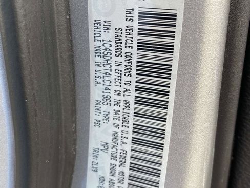 Used 2020 Dodge Durango R/T image 36