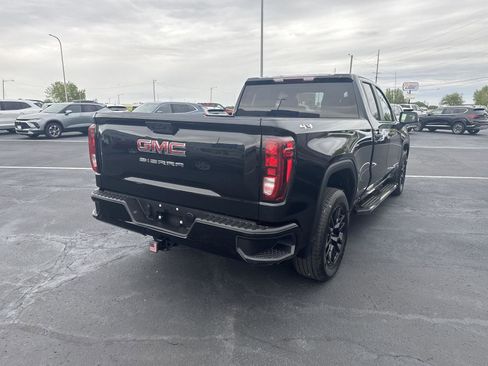 Used 2023 GMC Sierra 1500 Pro w/ Graphite Edition AWD/4WD image 3