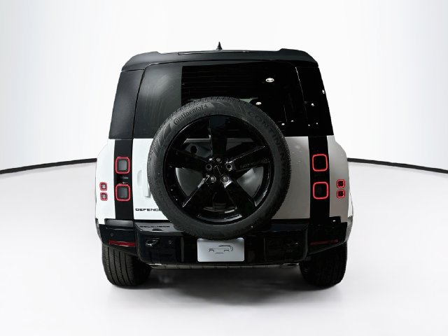 New 2026 Land Rover Defender 110 X-Dynamic SE AWD/4WD image 6