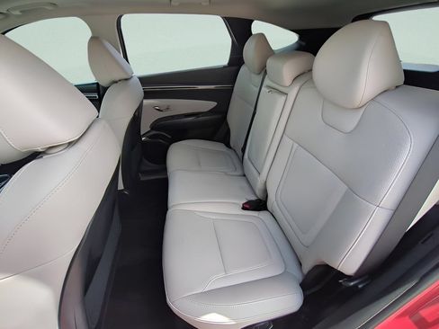 Certified 2023 Hyundai Tucson Limited FWD image 11