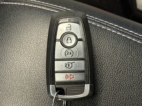 Used 2023 Ford Escape Active w/ Tech Pack #2 AWD/4WD image 17