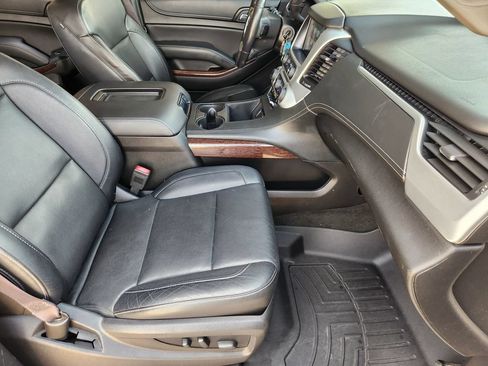 Used 2017 GMC Yukon SLE w/ SLE Value Package RWD image 16