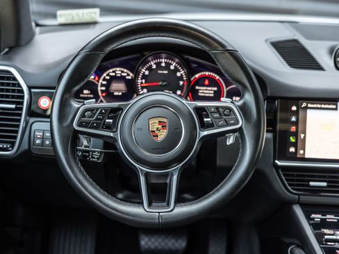 Certified 2022 Porsche Cayenne Platinum Edition AWD/4WD image 14