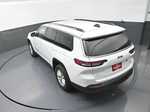 Used 2023 Jeep Grand Cherokee L Laredo RWD image 50