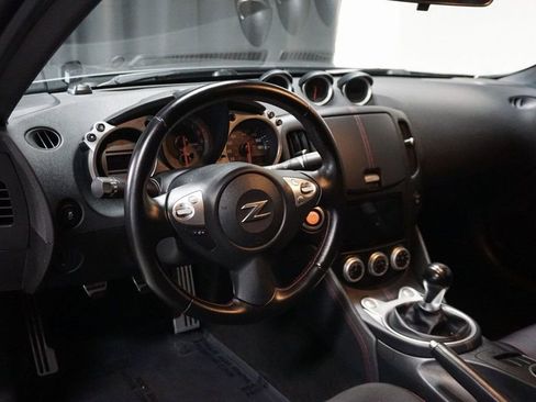 Used 2012 Nissan 370Z NISMO image 10
