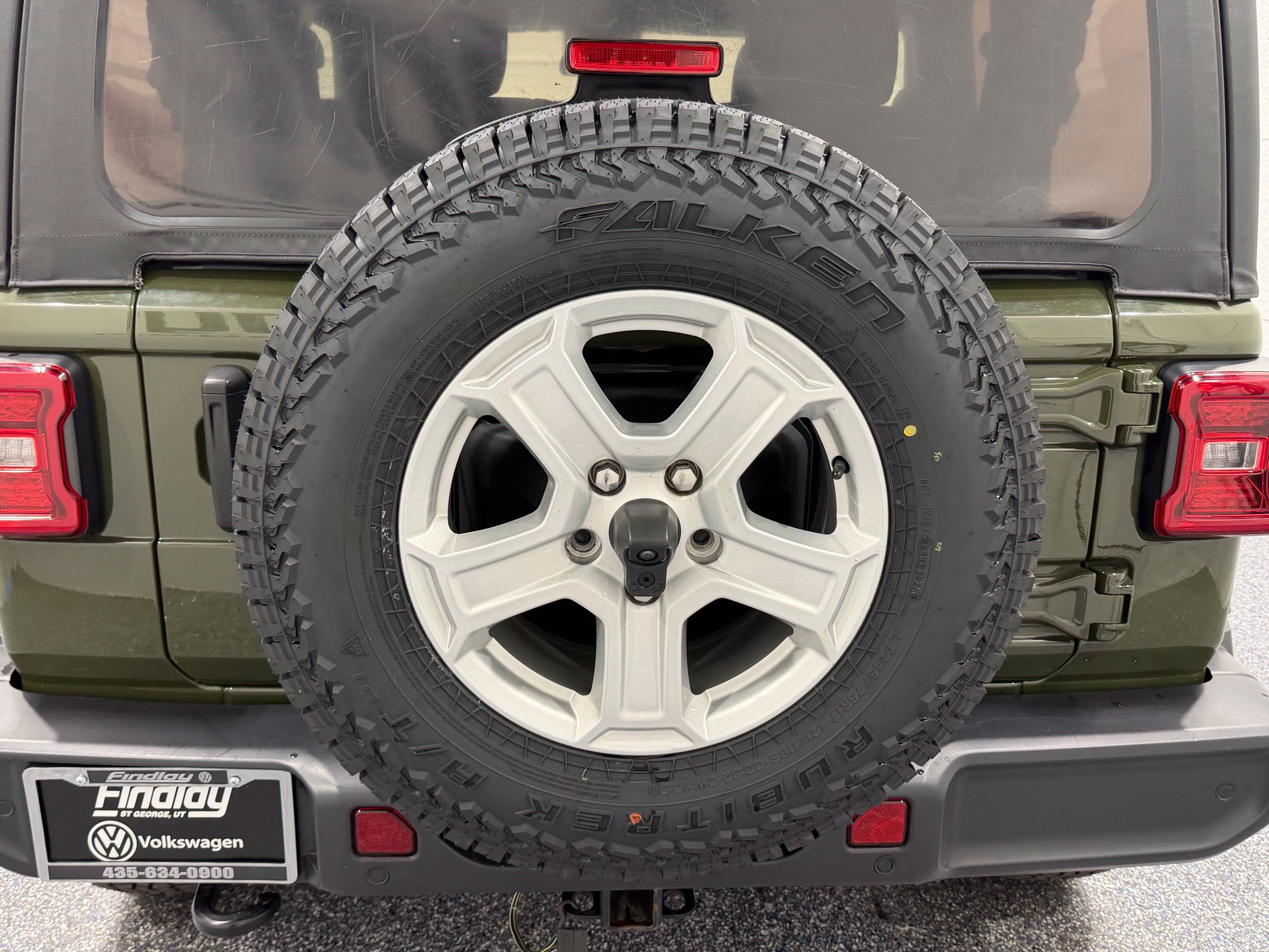 Used 2021 Jeep Wrangler Sport AWD/4WD image 13