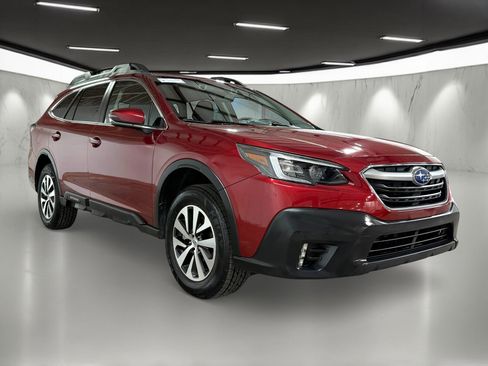 Used 2021 Subaru Outback Premium image 7