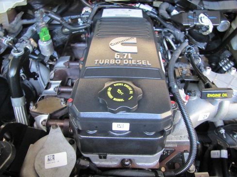 Used 2019 RAM 3500 Laramie AWD/4WD image 41