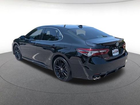 Used 2021 Toyota Camry XSE FWD image 4
