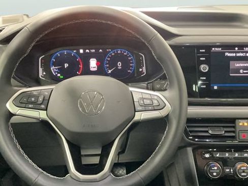 Used 2024 Volkswagen Taos SEL AWD/4WD image 27