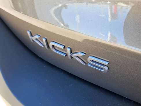 New 2026 Nissan Kicks SR FWD image 9