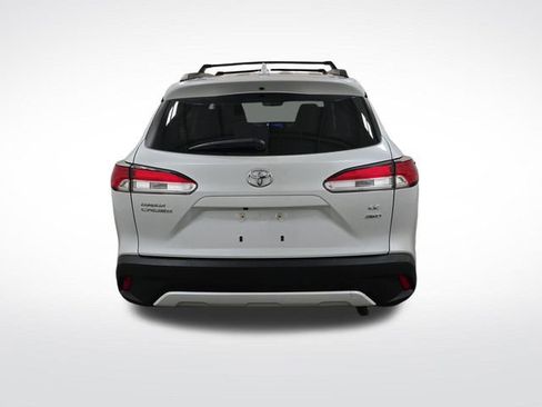 Used 2023 Toyota Corolla Cross LE image 5