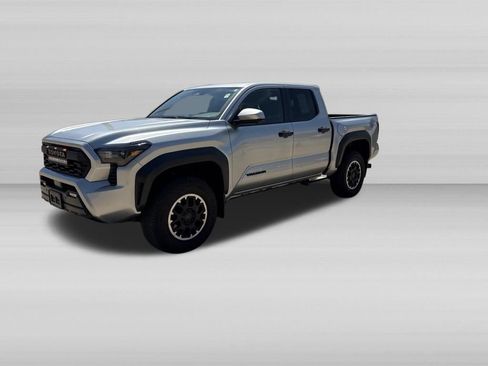 Used 2024 Toyota Tacoma TRD Off-Road w/ TRD Off Road Premium Package AWD/4WD image 9