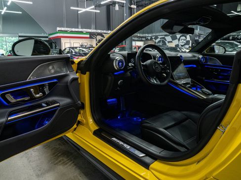 Used 2024 Mercedes-Benz AMG GT 63 image 22