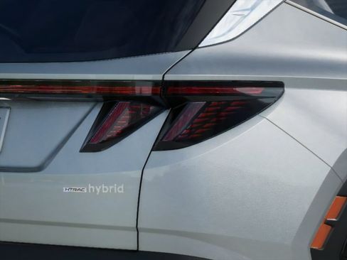 New 2026 Hyundai Tucson Limited AWD/4WD image 10