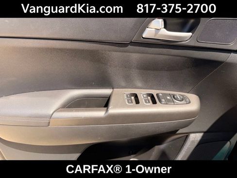 Certified 2022 Kia Sportage LX FWD image 17