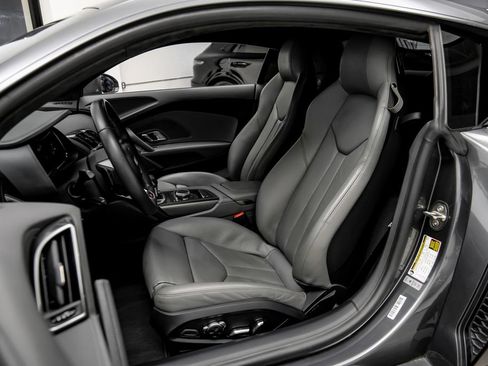 Used 2018 Audi R8 V10 AWD/4WD image 39